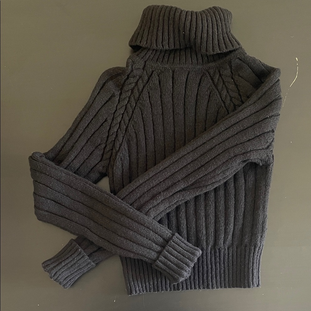 Forever 21 Charcoal Ribbed Turtleneck Sweater